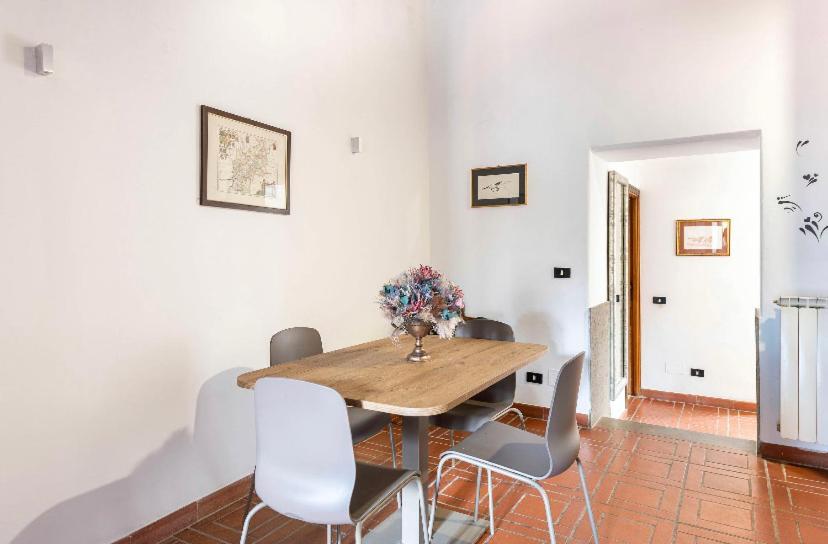 Delightful Flat In The Heart Of Trastevere Apartamento Roma Exterior foto